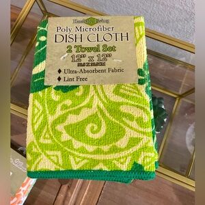 Microfiber cloths, designed in Hawaii!